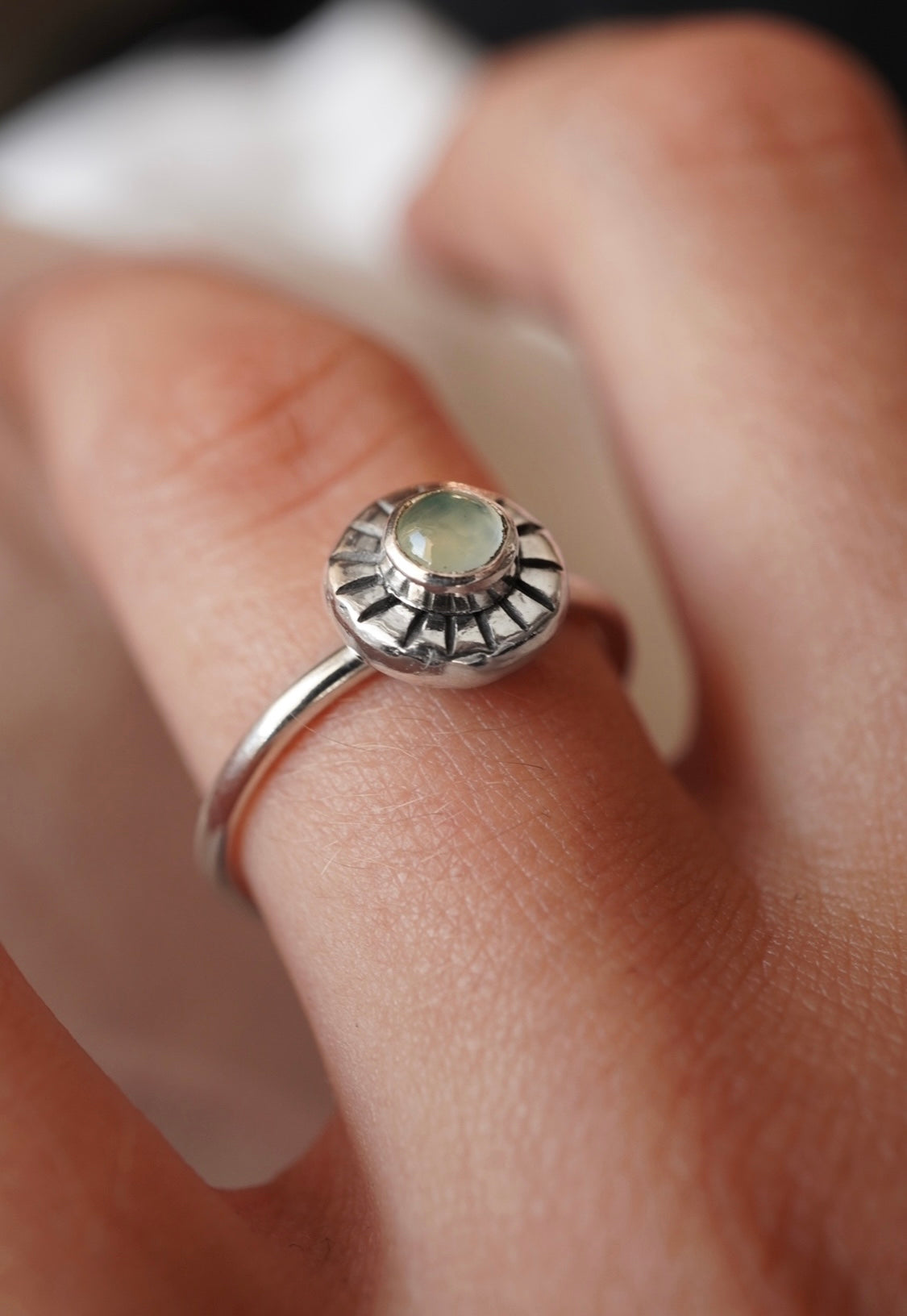 Aquamarine ring 53