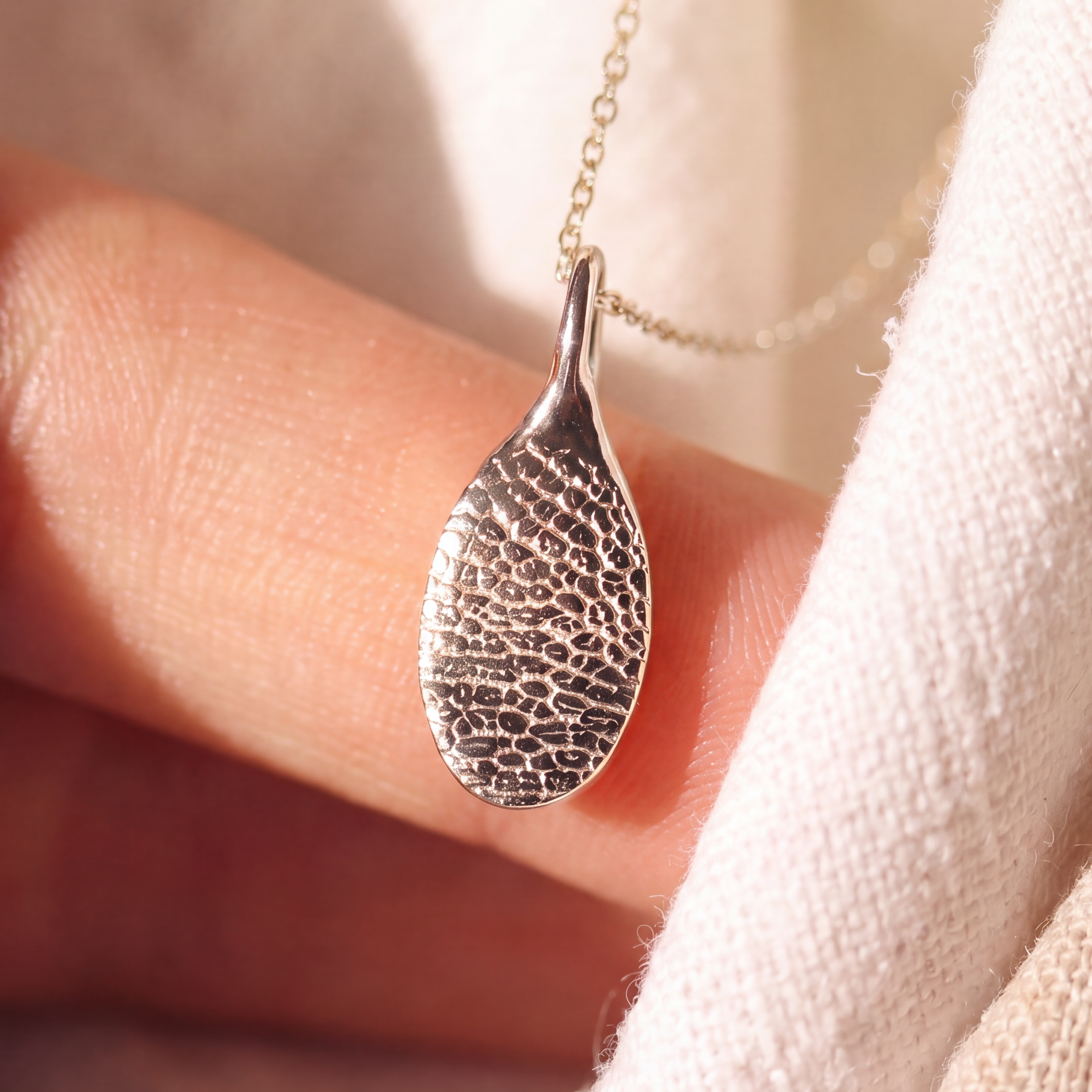 Finger-/Tierabdruck - Halskette "Oval"